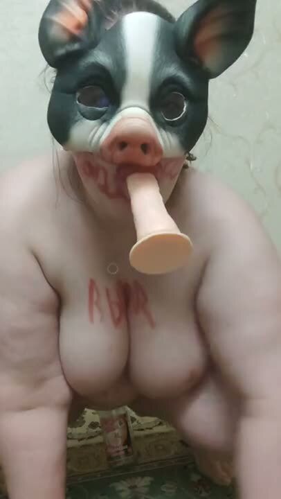 Nadijya in public humuliation naked woman bondage men — leaked bondage video