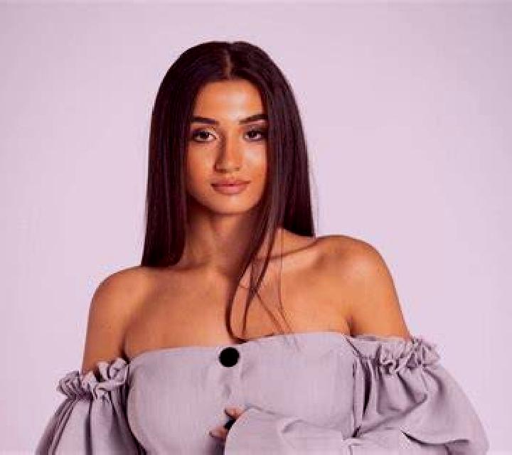brazilblonde model portrait
